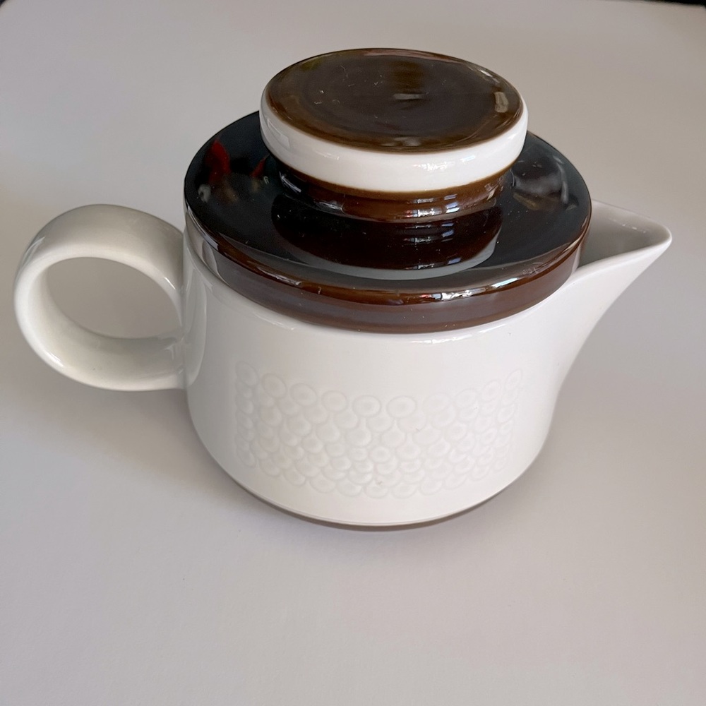 Mid-century Rorstrand Teapot by Ollie Alberius